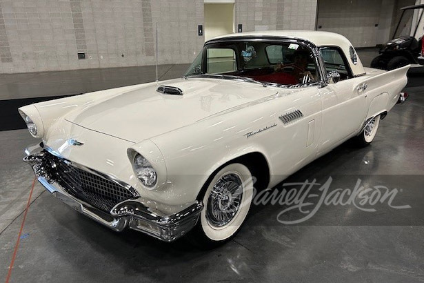 1957 Ford Thunderbird