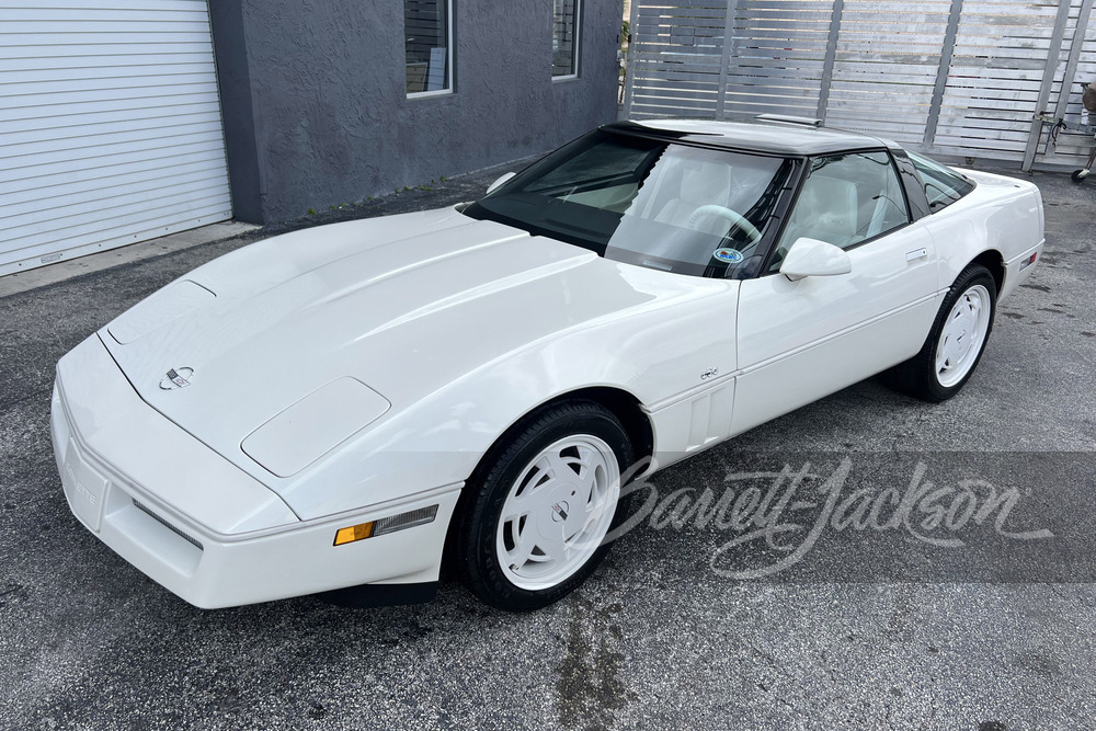 1988 CHEVROLET CORVETTE 35TH ANNIVERSARY EDITION - Vehicle