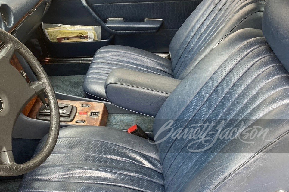 1984 MERCEDES-BENZ 380SL ROADSTER - Vehicle | Barrett-Jackson