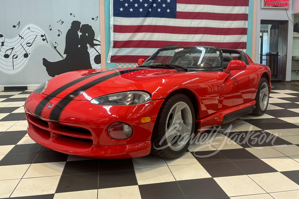 2000 Dodge Viper RT/10 Roadster at Kissimmee 2023 as W260 - Mecum Auctions 2000 Dodge Viper RT/10 Roadster at Kissimmee 2023 as W260 - Mecum Auctions