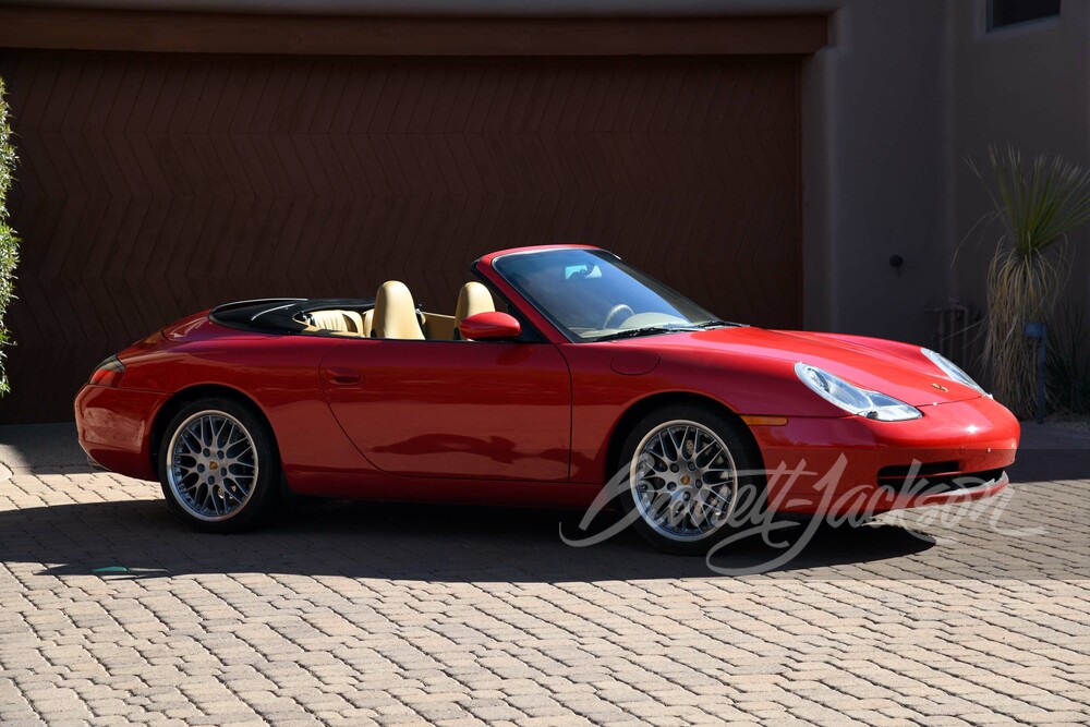 2001 Porsche 911 Carrera