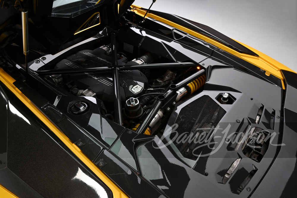 2015 LAMBORGHINI AVENTADOR LP 700-4 ROADSTER - Vehicle | Barrett