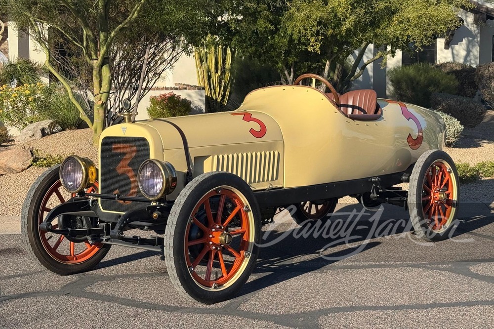 1915 Hudson Boattail