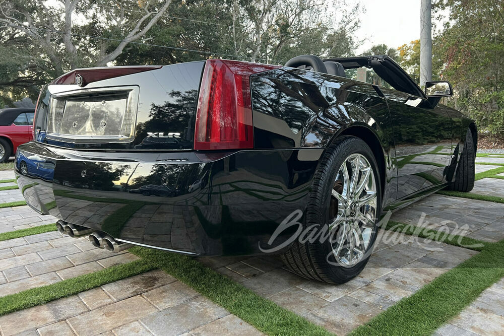 2008 CADILLAC XLR-V CONVERTIBLE - Vehicle | Barrett-Jackson
