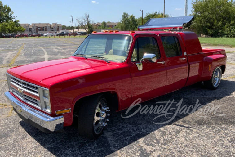 CCZ243B180952