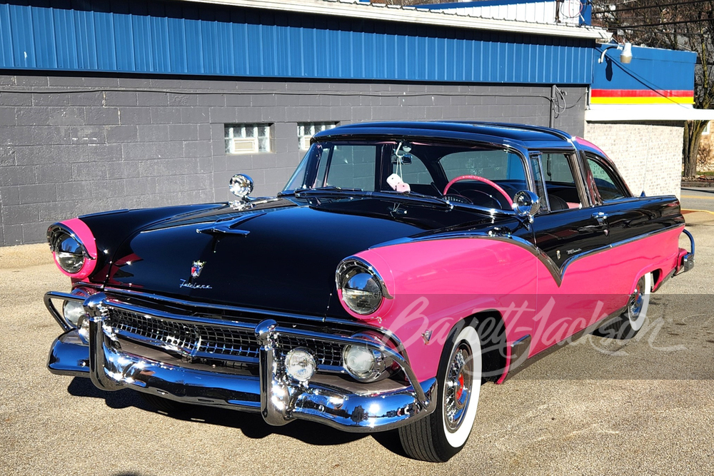 値下げ可！FORD Fairlane Crown Victoria (1955) 1955 Ford Fairlane Crown Victoria 'Glass Top' | Sam Pack