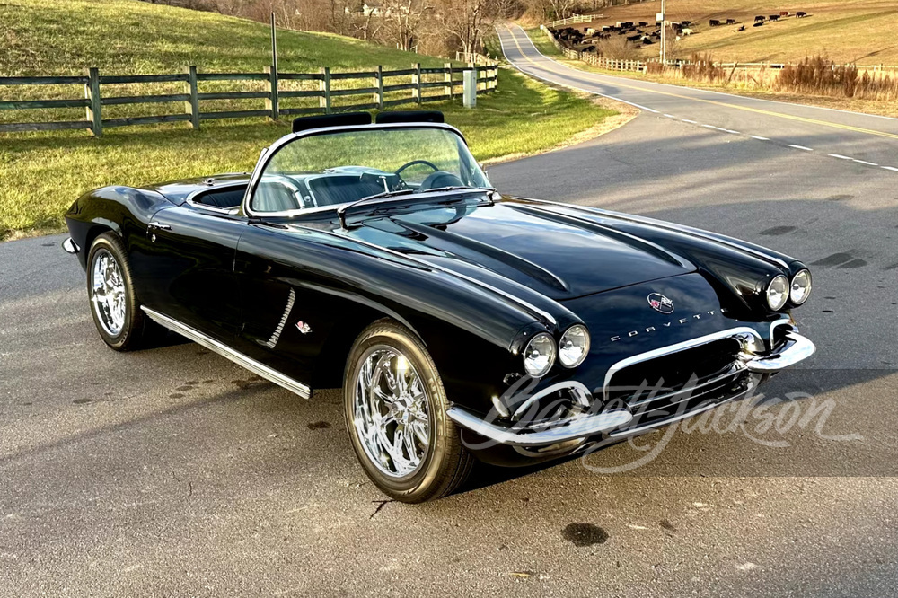 1962 CHEVROLET CORVETTE 327/340 CONVERTIBLE - Vehicle | Barrett