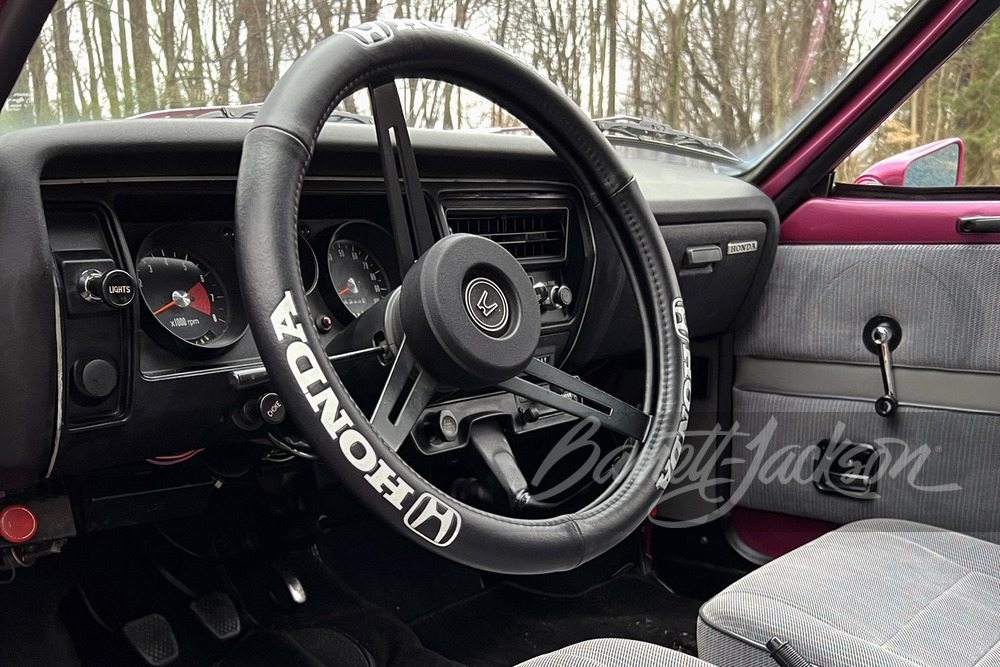 たそ　ページ 1972 HONDA Z600 - Vehicle | Barrett-Jackson Auction Company