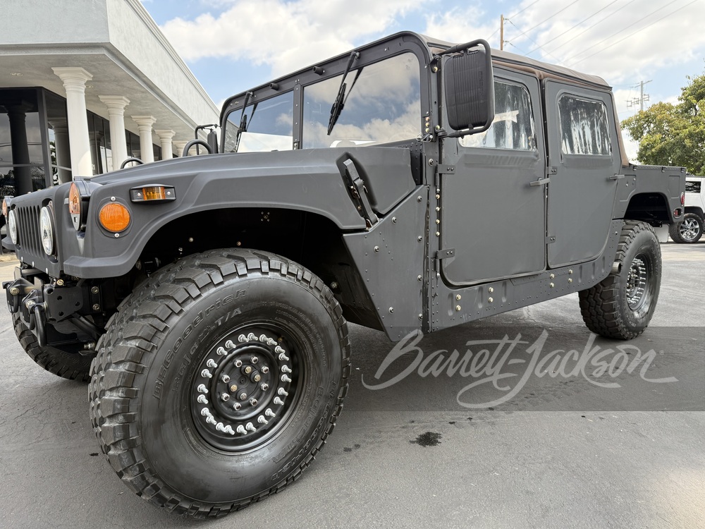2001 AM General Hummer M1123