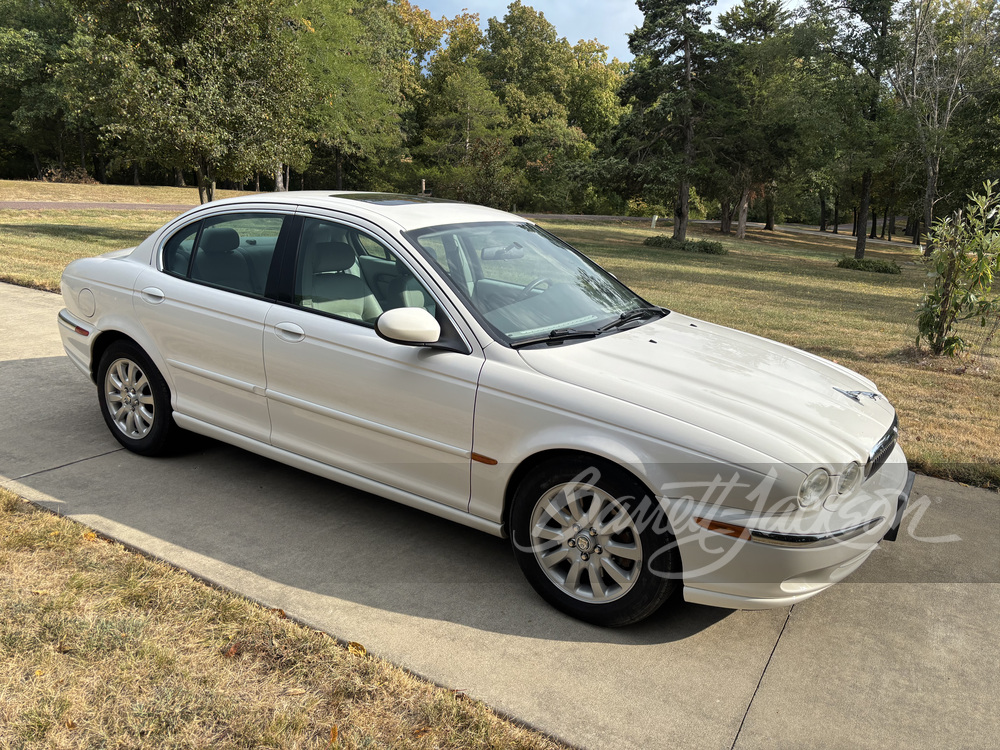 SAJEA51D12XC85811