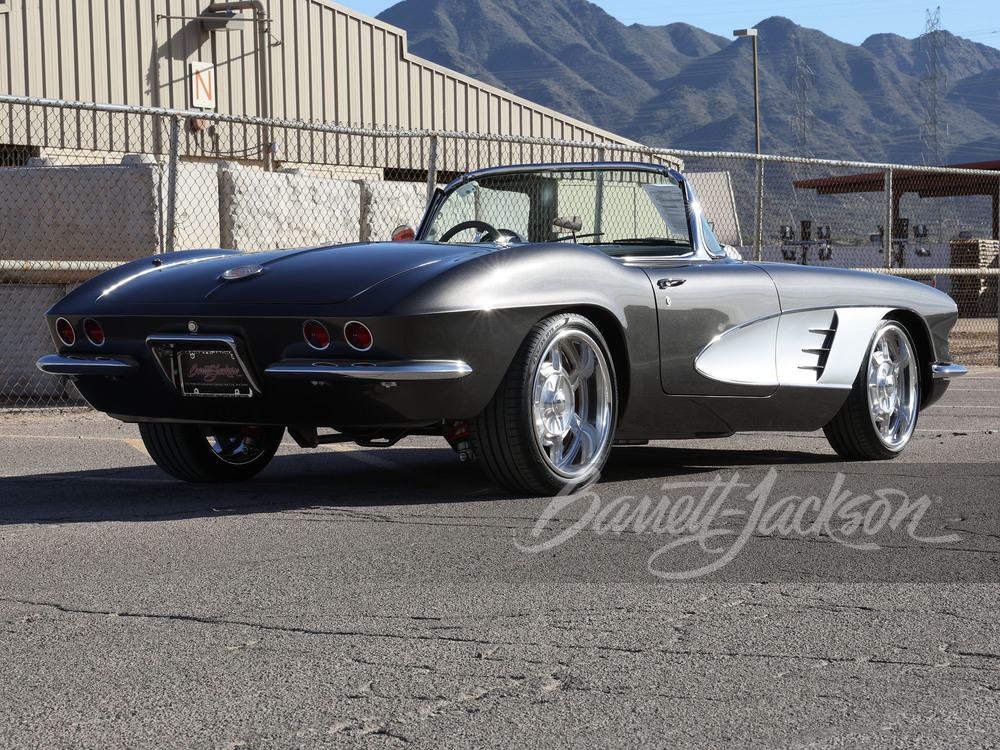1962 CHEVROLET CORVETTE CUSTOM CONVERTIBLE - Vehicle | Barrett