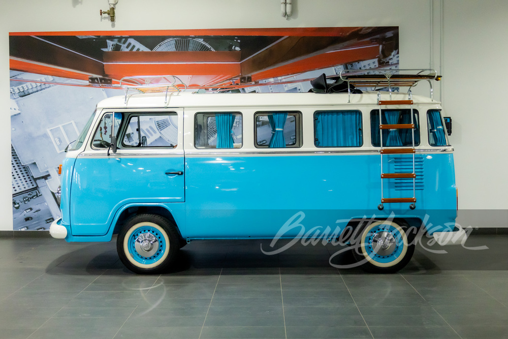 1976 VOLKSWAGEN TYPE II 15-WINDOW MICROBUS - Vehicle | Barrett