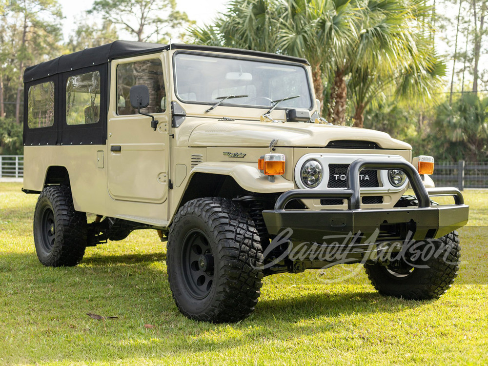 1980 TOYOTA LAND CRUISER FJ47 TROOPY CUSTOM SUV - Vehicle