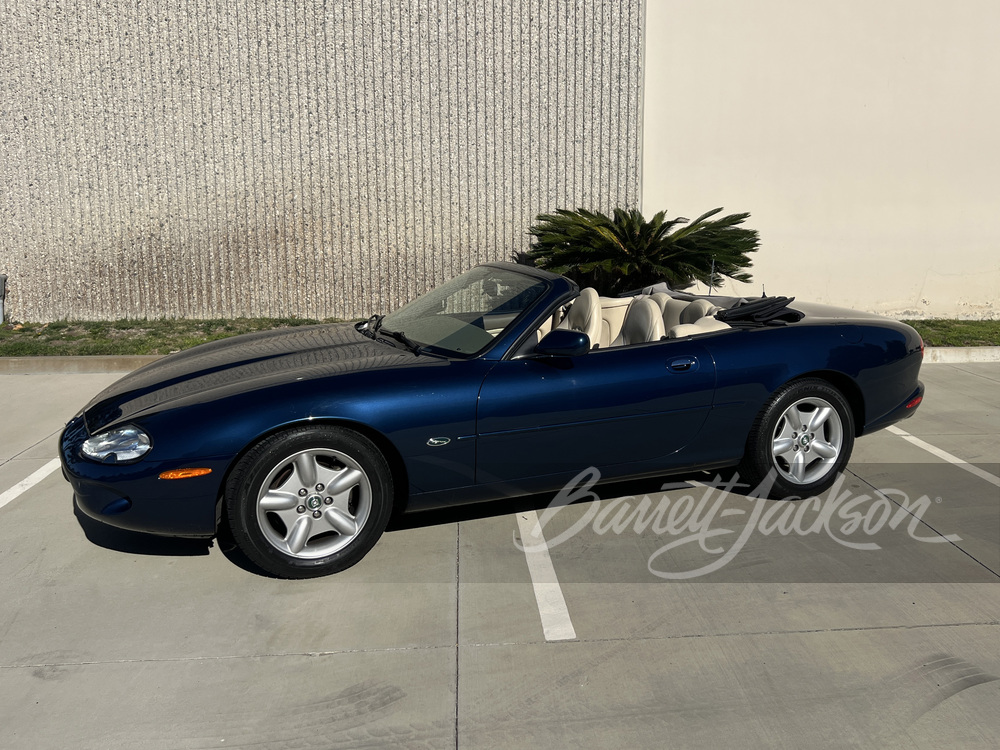 1997 JAGUAR XK8 CONVERTIBLE - Vehicle | Barrett-Jackson Auction