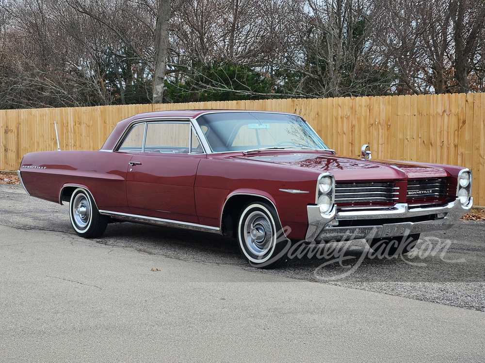 希少！激レア！当時物！amt '64 BONNEVILLE  HARDTOP Front_3-4_Web.jpeg?01222026050145