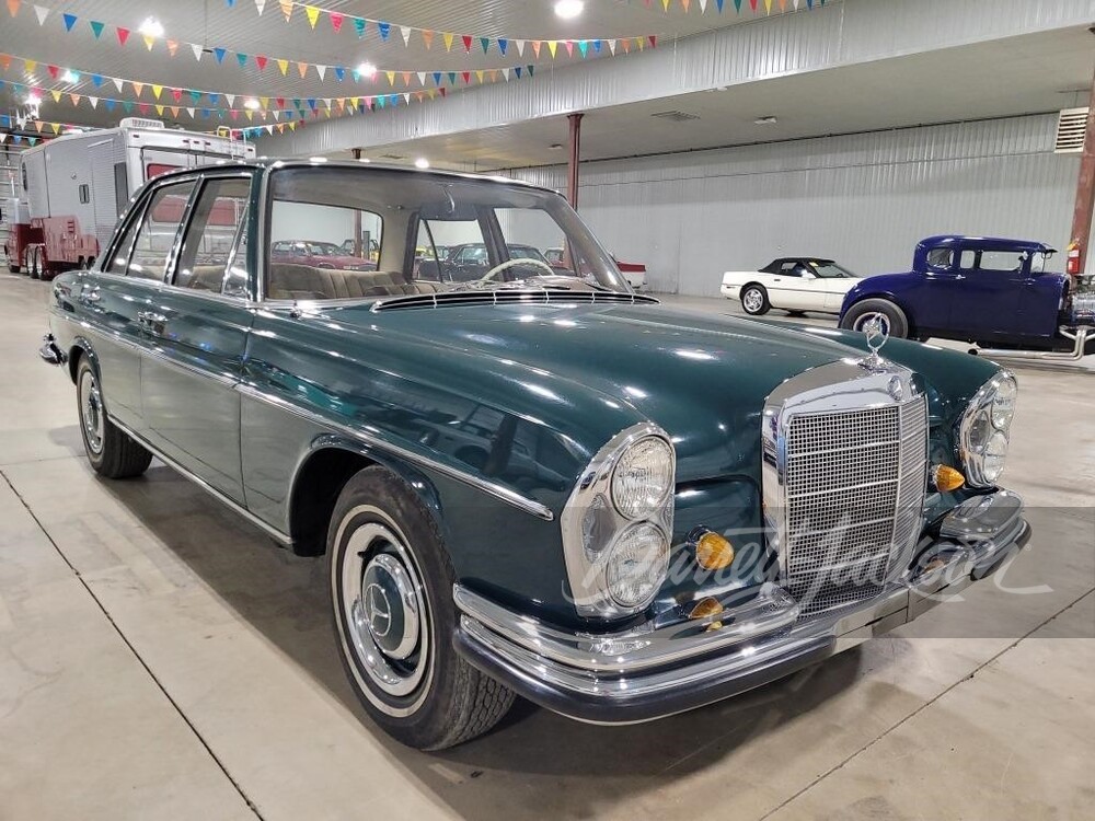 1967 Mercedes-Benz 250S — market value and price history