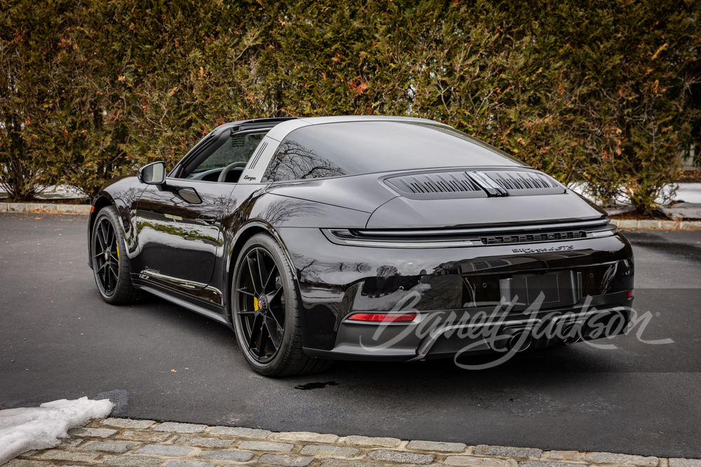 2025 Porsche 911 — market value and price history