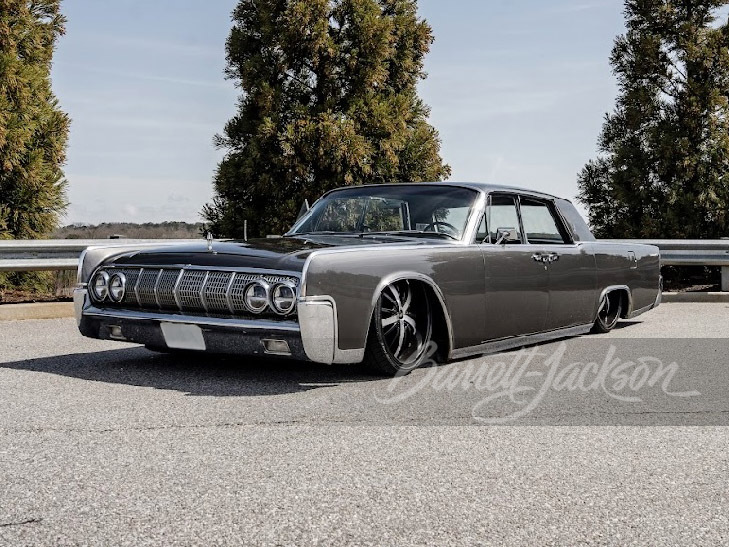 LINCOLN CONTINENTAL CUSTOM SPECIAL（霊柩車） 1964 LINCOLN CONTINENTAL CUSTOM SEDAN - Vehicle | Barrett-Jackson