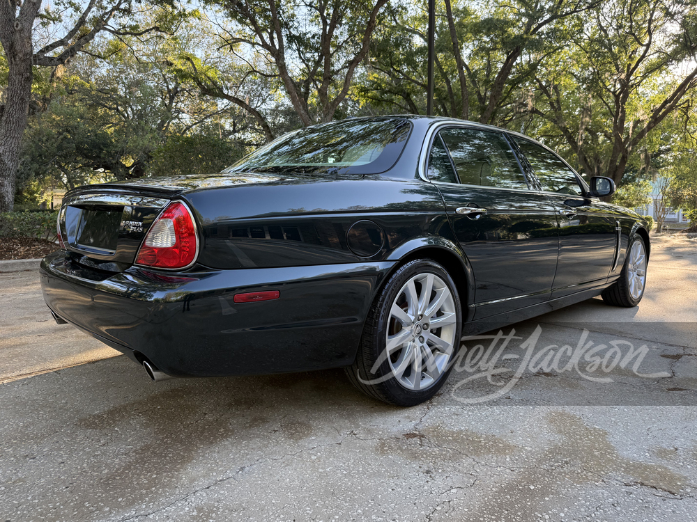 2009 JAGUAR XJ VANDEN PLAS - Vehicle | Barrett-Jackson Auction