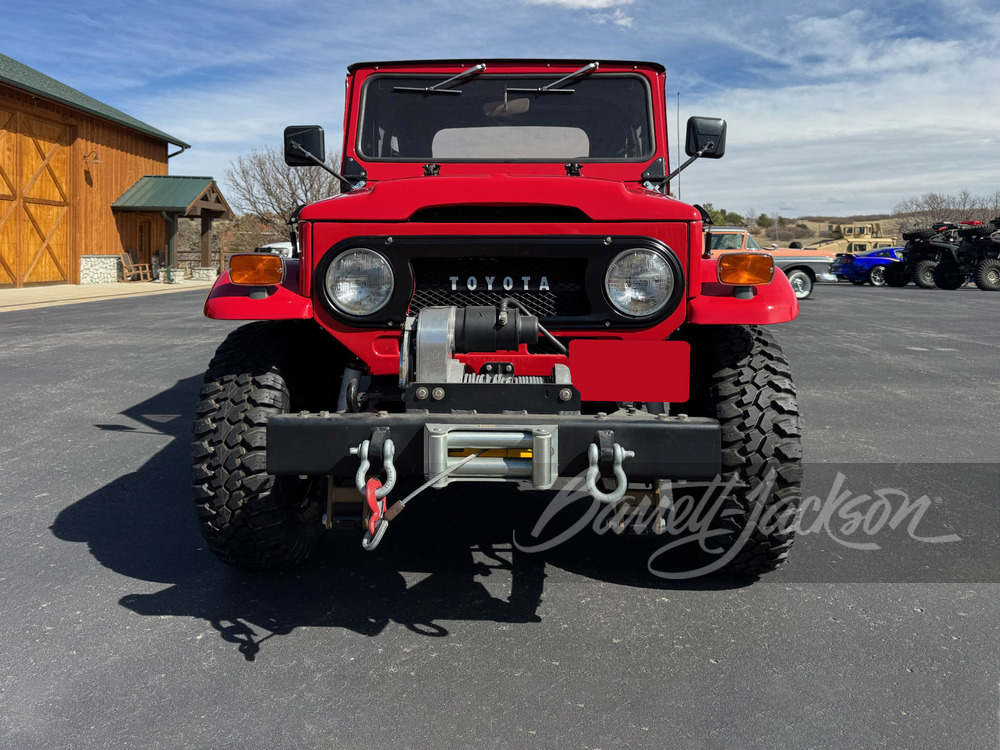 1971 Toyota Land Cruiser FJ-40 — photo 1 of 9