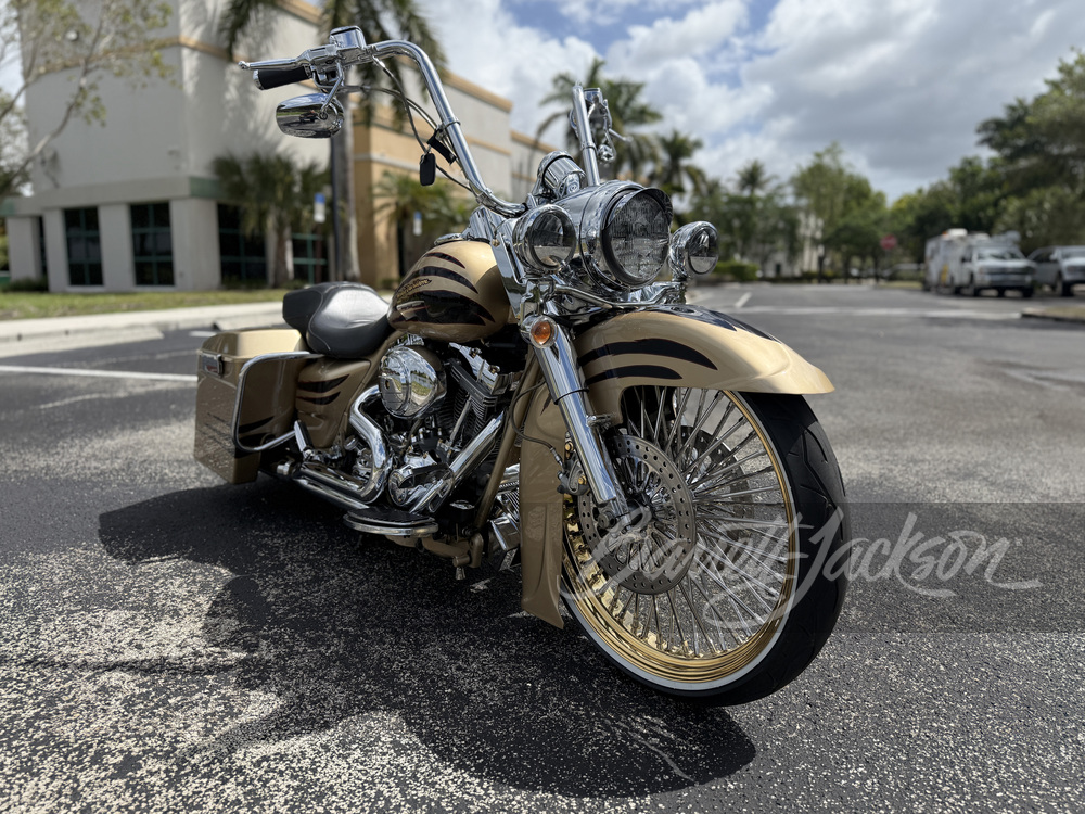 【中古】 Harley－Davidson：American Motorcycle オリジナル・サウンドトラック 2003 HARLEY-DAVIDSON SCREAMIN' EAGLE CVO ROAD KING CUSTOM