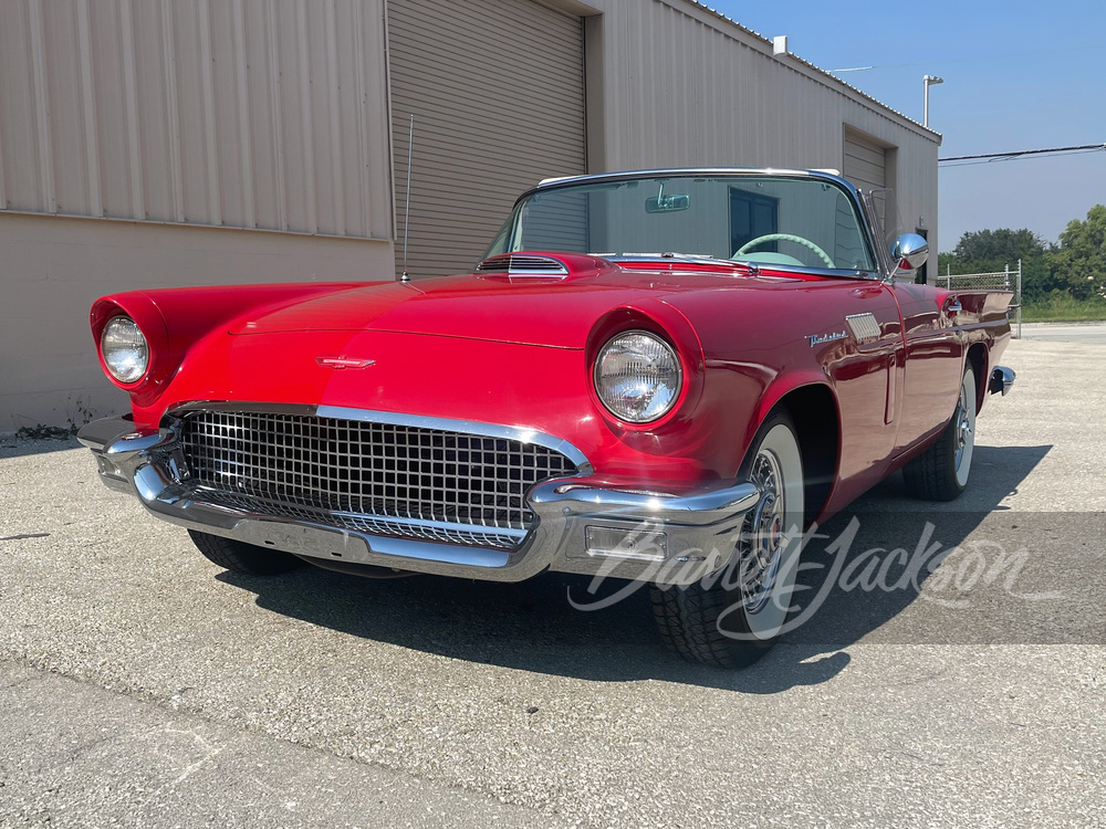 1957 Ford Thunderbird