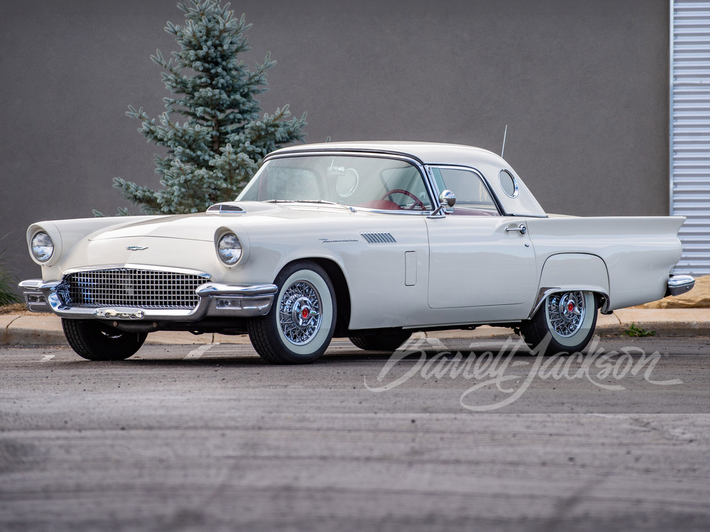 1957 Ford Thunderbird
