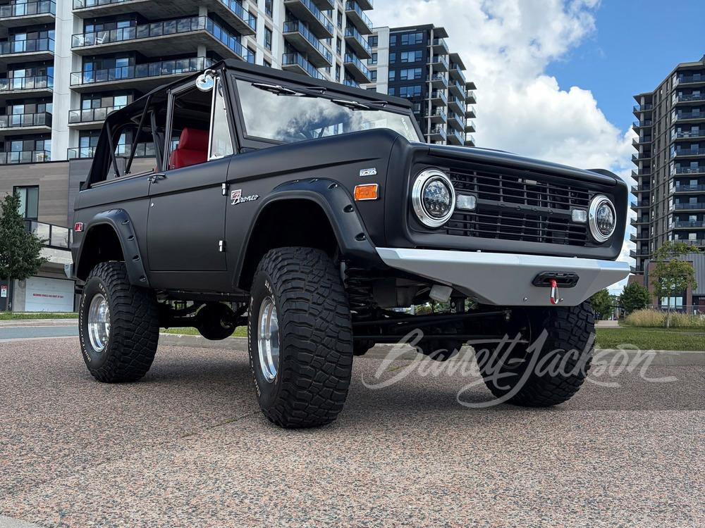 1973 Ford Bronco Custom SUV — photo 1 of 25