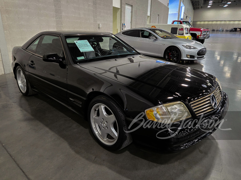 1999 Mercedes-Benz SL500 Roadster — photo 1 of 11