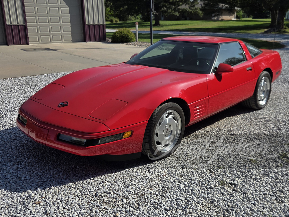 1993 Chevrolet Corvette — photo 1 of 7