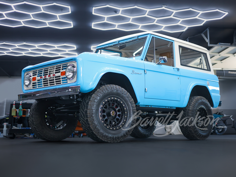 1974 Ford Bronco Custom SUV — photo 1 of 18