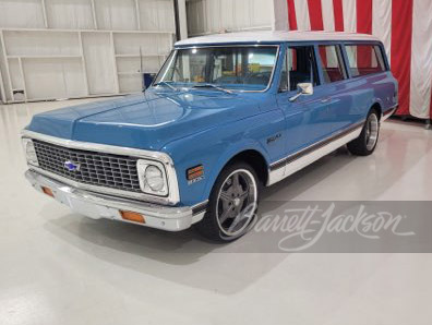 1972 Chevrolet Suburban Custom SUV — photo 1 of 18