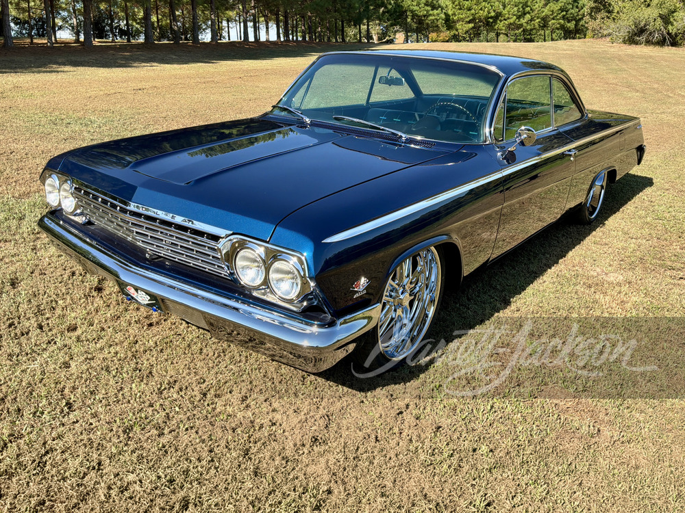 1962 Chevrolet Impala Custom Coupe — photo 1 of 19