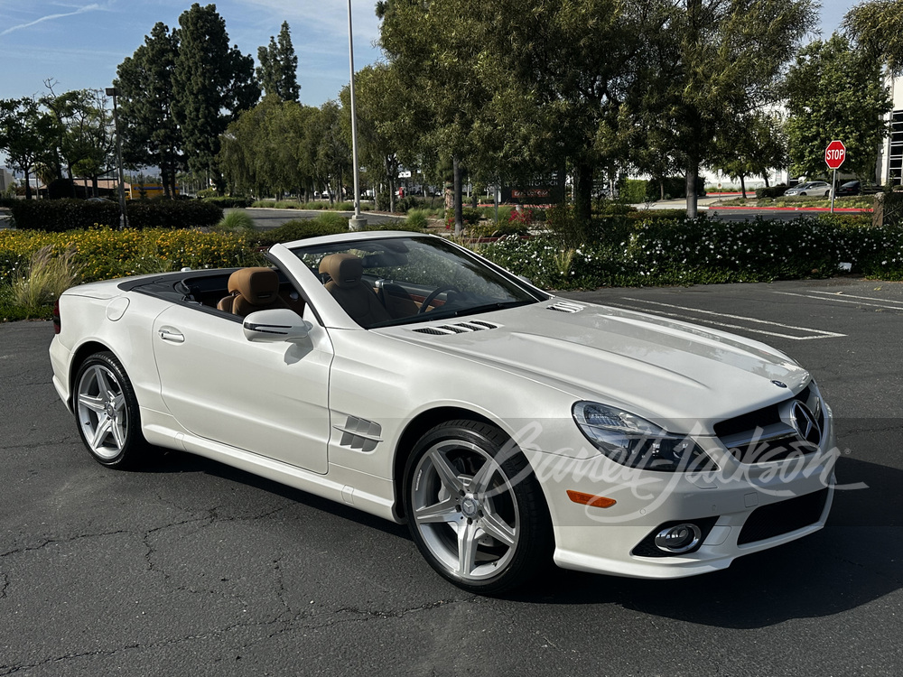2012 Mercedes-Benz SL550 Roadster — photo 1 of 34
