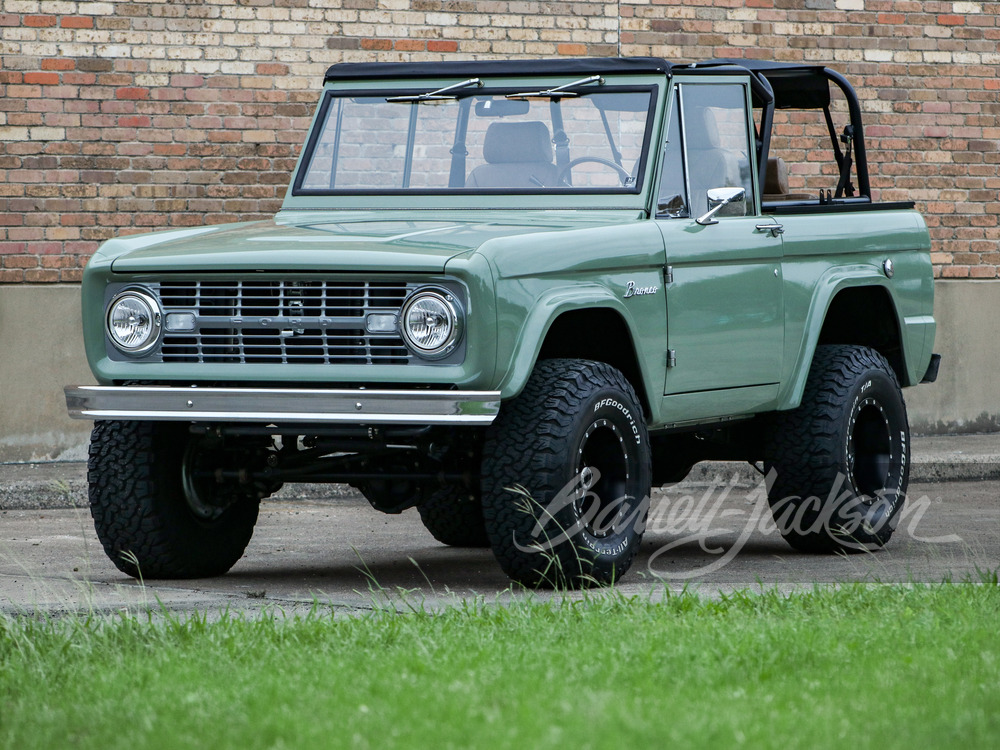 1972 Ford Bronco Custom SUV — photo 1 of 40