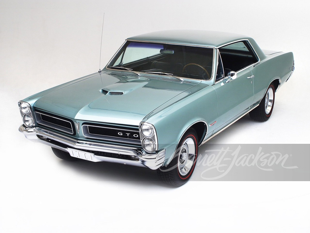 1965 Pontiac GTO hardtop — photo 1 of 7