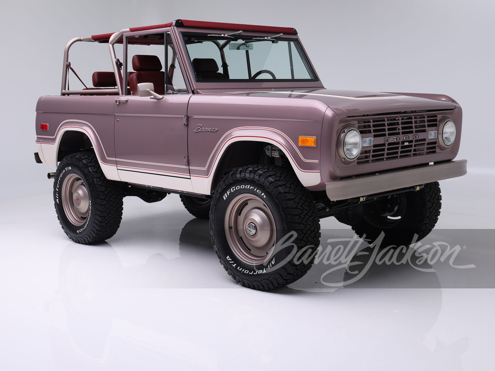 1973 Ford Bronco Custom SUV — photo 1 of 57