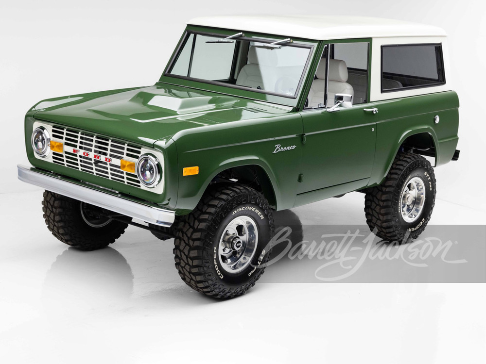 1972 Ford Bronco Custom SUV — photo 1 of 27