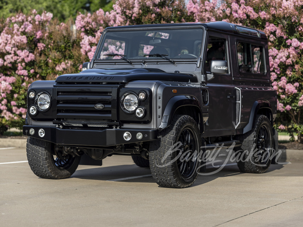 2014 Land Rover Defender 90 SUV — photo 1 of 14