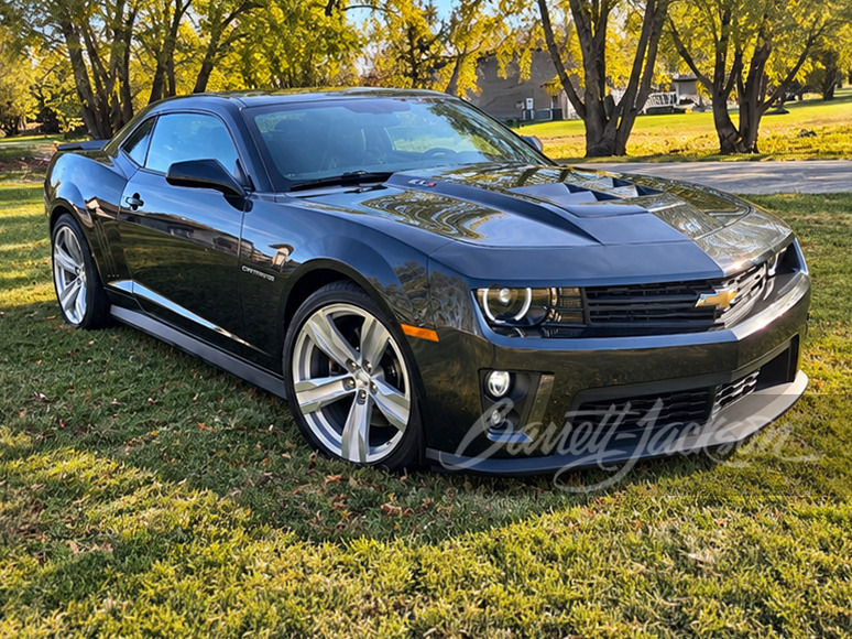 2013 Chevrolet Camaro ZL1 Coupe — photo 1 of 23