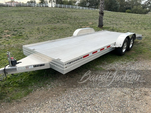 2019 Featherlite Car Hauler — photo 1 of 3