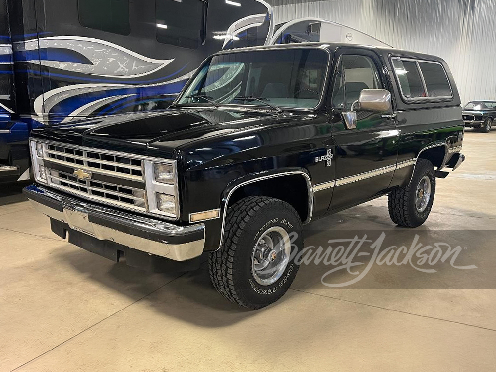 1986 Chevrolet K5 Blazer — photo 1 of 16