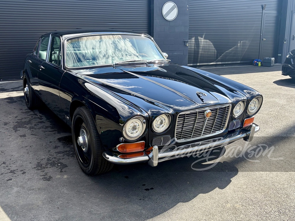 1970 Jaguar XJ 6 — photo 1 of 5