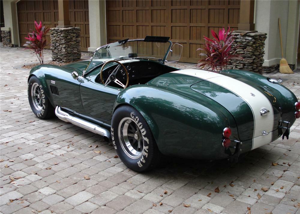 自動車 SHELBY COBRA 427SC 1967 Shelby 427 S/C Cobra Roadster VIN: CSX3042 - CLASSIC.COM